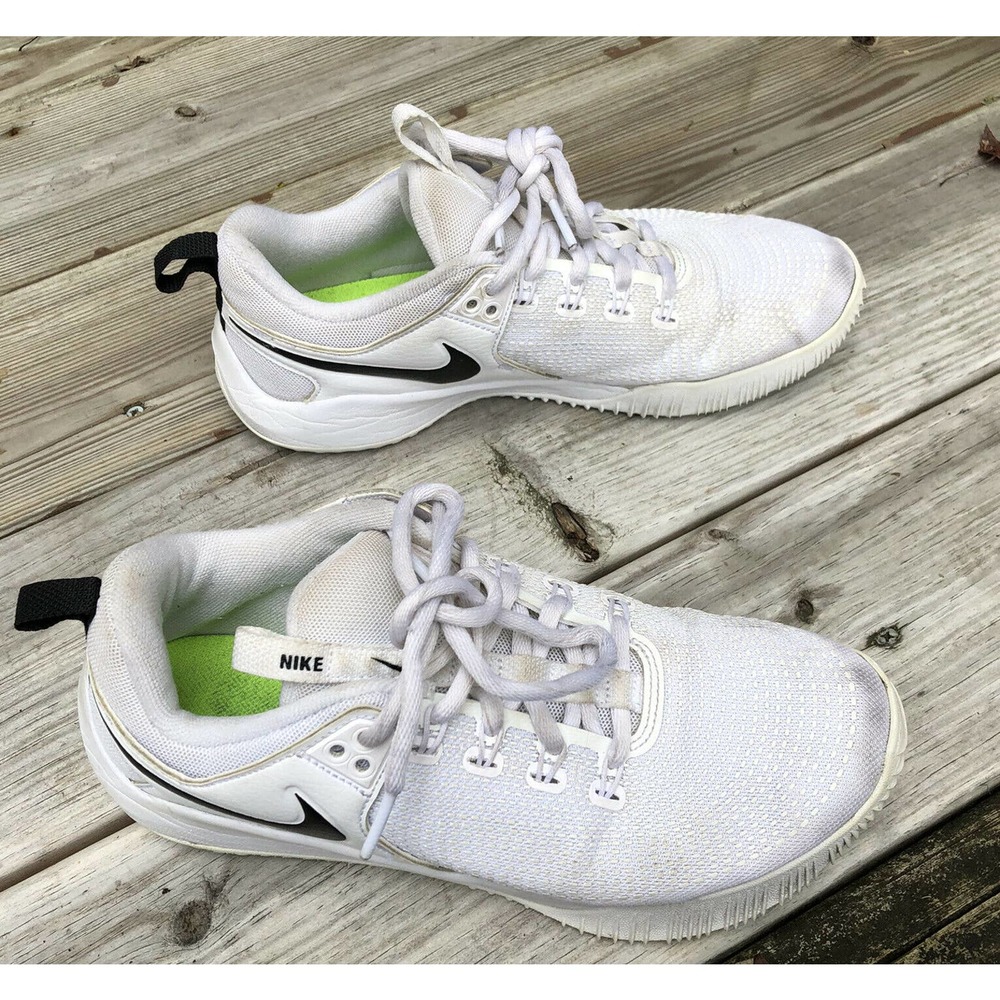 nike run shoes shield